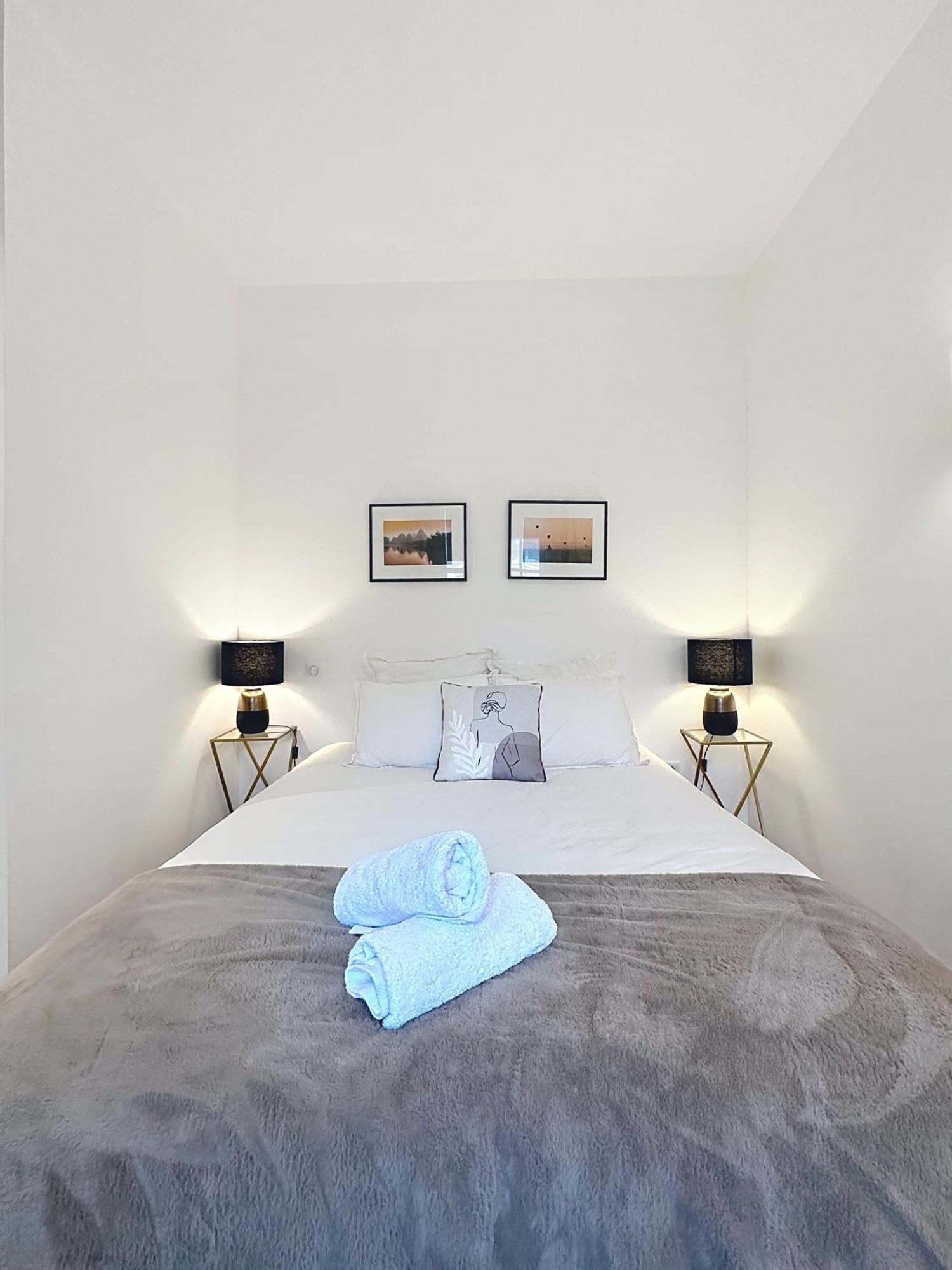 So Guest- Luxueux Appartement, Ancienne Maison De Champagne Proche Cathedrale Reims Luaran gambar